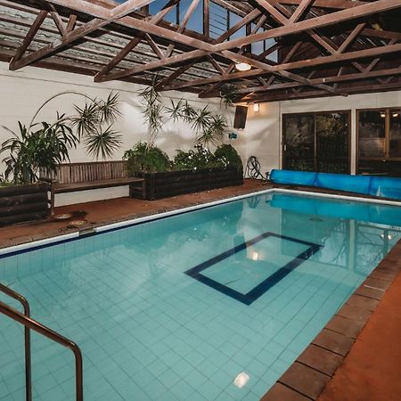 Family Fun Swimming Pool Spa Pool New Plymouth Bagian luar foto